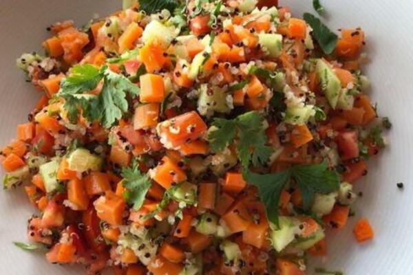 ZAHVALJUJUĆI OVOJ NAMIRNICI ĐOKOVIĆ IZGLEDA TAKO ZDRAVO: Jede je SVAKI DAN, a sada je ni i VI NEĆETE PRESKOČITI