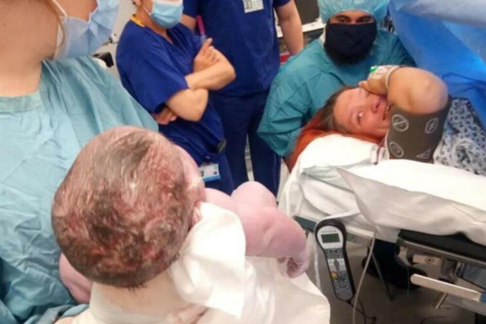 SVI SU PRANSULI U SMEH KADA SU VIDELI ŠTA JE IZAŠLO IZ MENE: Odmah su krenuli da slikaju, MUŽ je izustio SAMO JEDNO