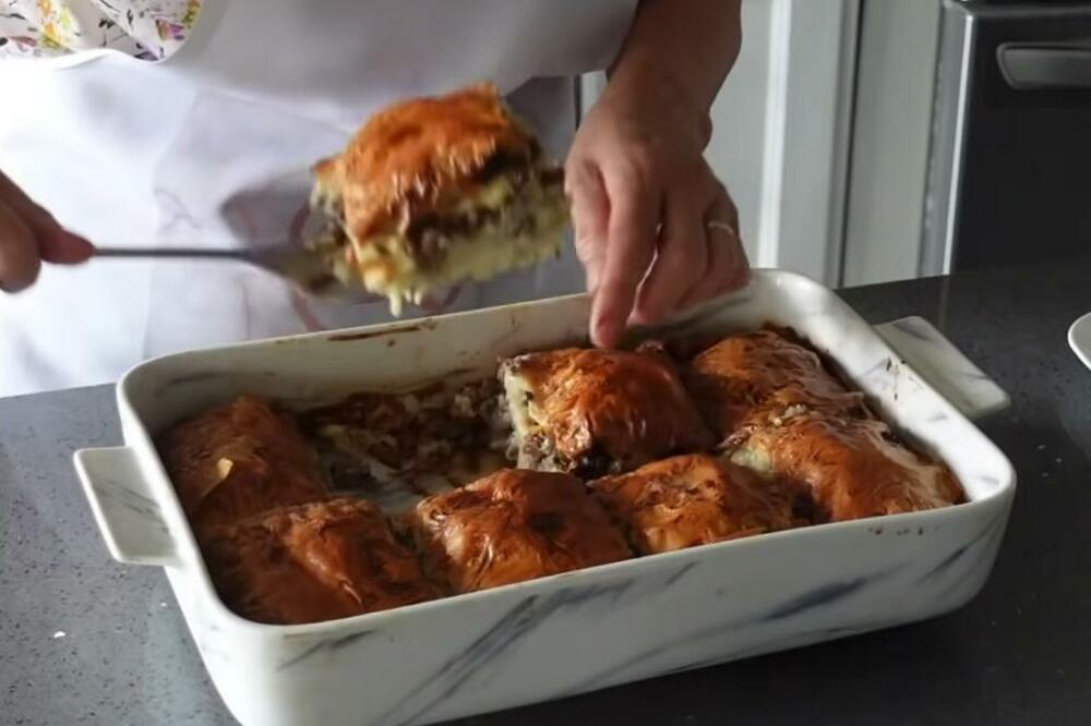 RUSKA PITA SA MESOM ZA KOJOM I SRBI LUDE: Lako se sprema, puna je ZAČINA! (RECEPT)