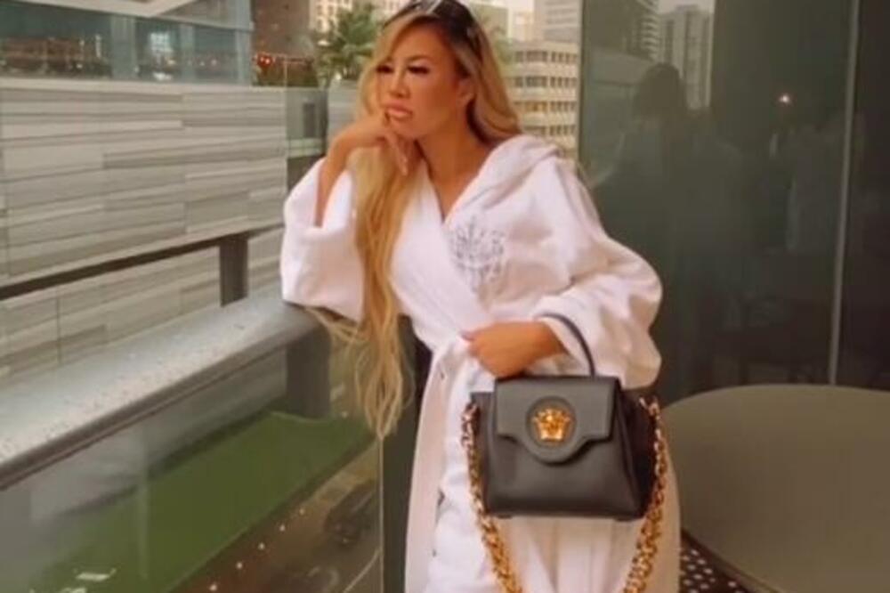 SA 21 GODINOM NAPRAVILA JE MILIONE NA RAČUNU: Nema bogate roditelje ni sponzore, otkrila koje su 3 STVARI KLJUČNE