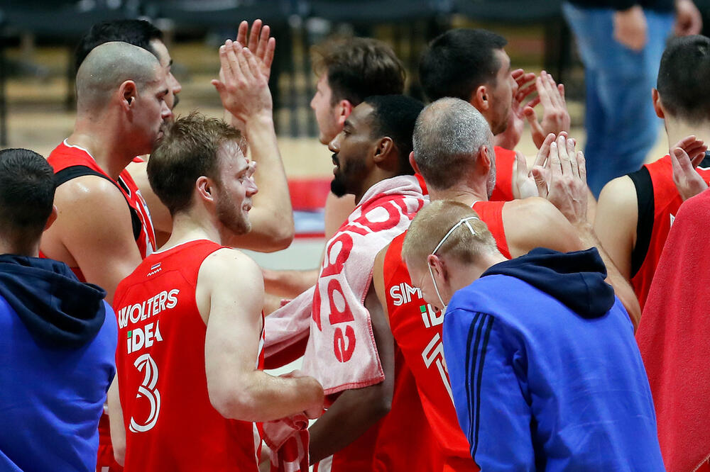 ZVEZDA OBJAVILA CENE KARATA ZA DERBI: Crveno-beli detaljno objasnili kako doći do ulaznica!