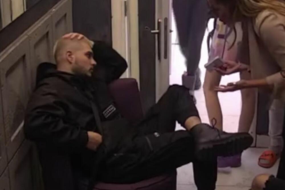 DEJAN SE IZLANUO I OTKRIO DA IMA TAKTIKU DA UNIŠTI DALILU! Ulogom ŽRTVE želi do pobede, sve vreme IGRA IGRU!(VIDEO)