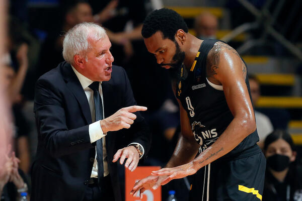 PARTIZAN ZABELEŽIO VEOMA VAŽAN TRIJUMF U PARIZU: Panter dominirao u pobedi crno-belih nad Metropolitanom!