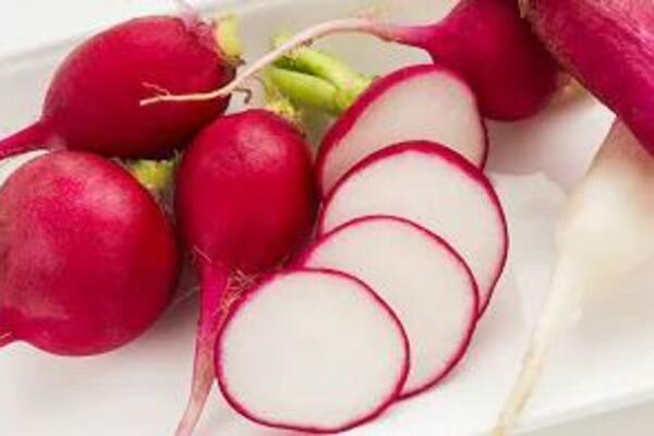 ZANEMARENE, A VRLO ZDRAVE! Rotkvice su superhrana i to zbog OVIH razloga, ali nekima MOGU I DA NAŠKODE