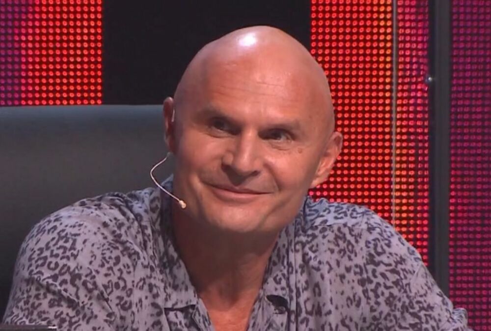 Mili pokazao rane na ruci od meduze