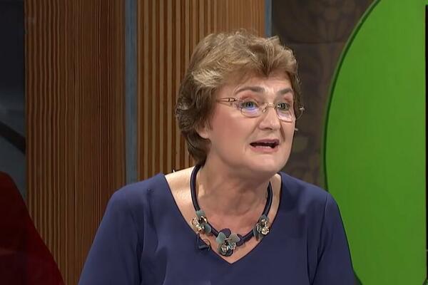 NEKE PLASTIČNE KUTIJE ZA HRANU MOGU DA BUDU ŠTETNE PO ZDRAVLJE: Profesorka Ljubinka upozorava šta treba IZBEGAVATI