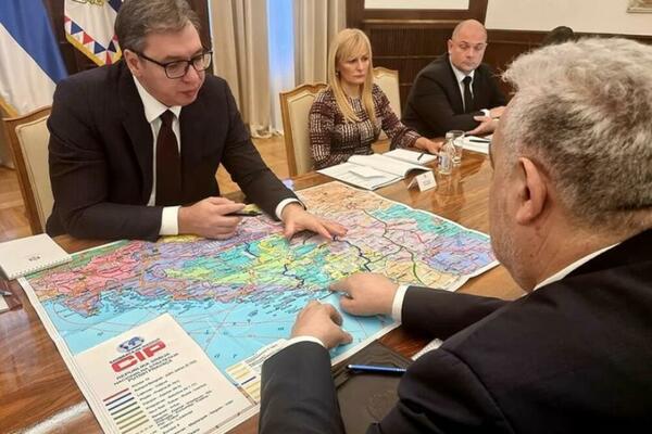 VUČIĆ I KRIVOKAPIĆ NA SASTANKU: Ispred njih je MAPA, a evo o čemu su razgovarali! (FOTO)
