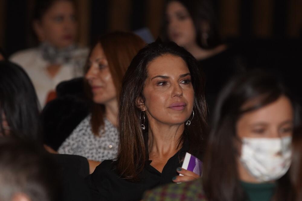 "SRPSKU MONIKU BELUČI" OVAKVU NIKADA RANIJE NISMO VIDELI: Iznenadiće vas PRAVO LICE Nataše Ninković