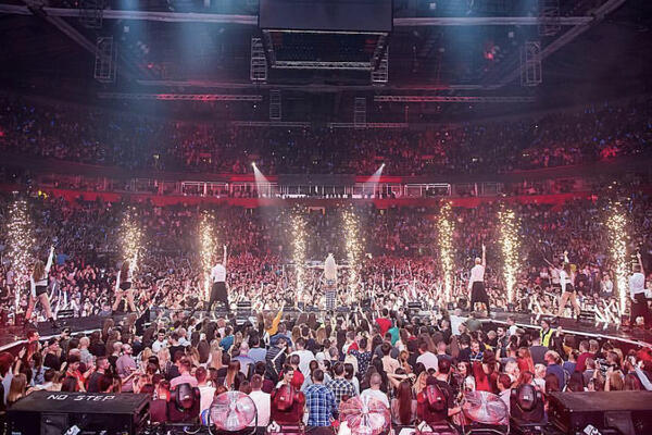 NAŠOJ PEVAČICI STAN IZGLEDA KAO LAS VEGAS: Javno podelila FOTKU, pa se odmah pohvalila!