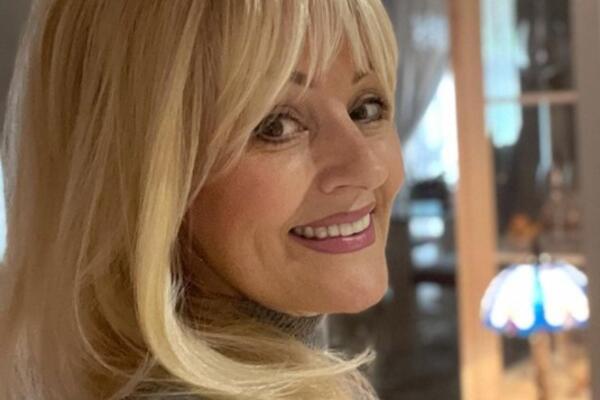 OVAJ MUŠKARAC JE SLAVICI ROKVIĆ VRATIO OSMEH NA LICE! Nakon Marinkove smrti U NJEGOVOM ZAGRLJAJU! (FOTO)