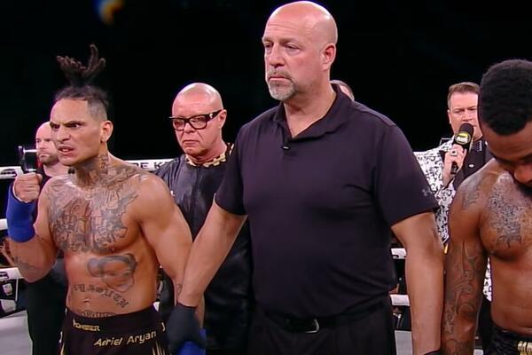 PAZITE KAKVE KOMENTARE OSTAVLJATE: MMA borac pronašao "fana" koji ga je prozivao, pa ga NOKAUTIRAO!