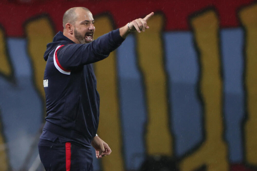 STANKOVIĆ POLUDEO KADA JE VIDEO REZULTAT MEČA U DANSKOJ: Gol Mitjilenda izazvao burnu reakciju kod Dekija! (VIDEO)