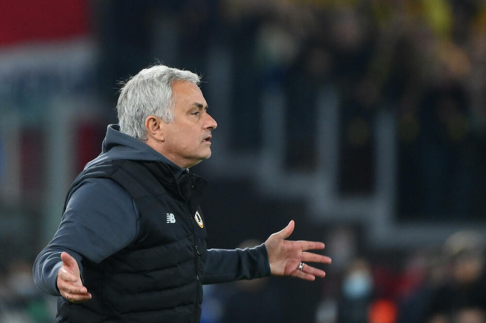 LEGENDARDNI MURINJO POKAZAO TETOVAŽU! A Ideju je sam osmislio (FOTO)