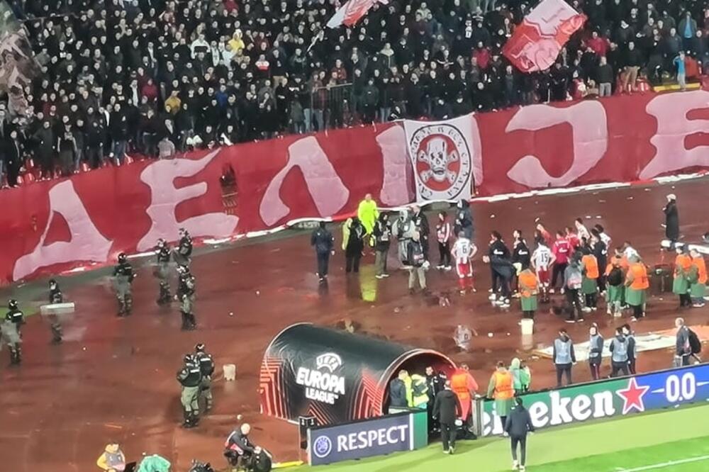 BORJAN BIO DOSTA IZNERVIRAN: Došao sam do vođe na tribini i sprečio da još neko bude povređen (FOTO)