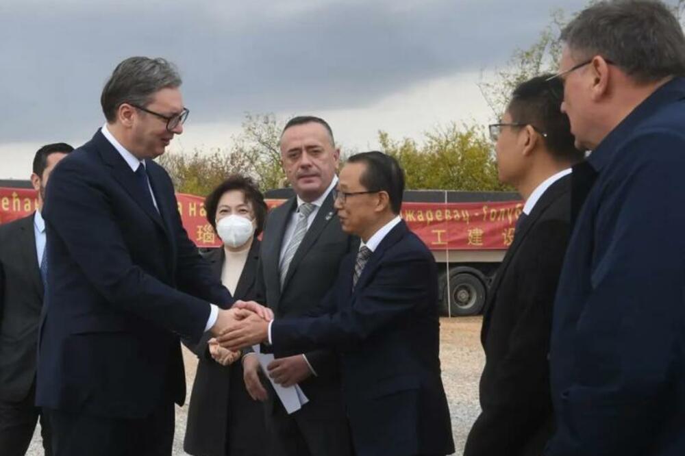 "NE MISLIMO OVDE DA STANEMO": Vučić u Požarevcu, počinju radovi na Dunavskom koridoru (VIDEO)