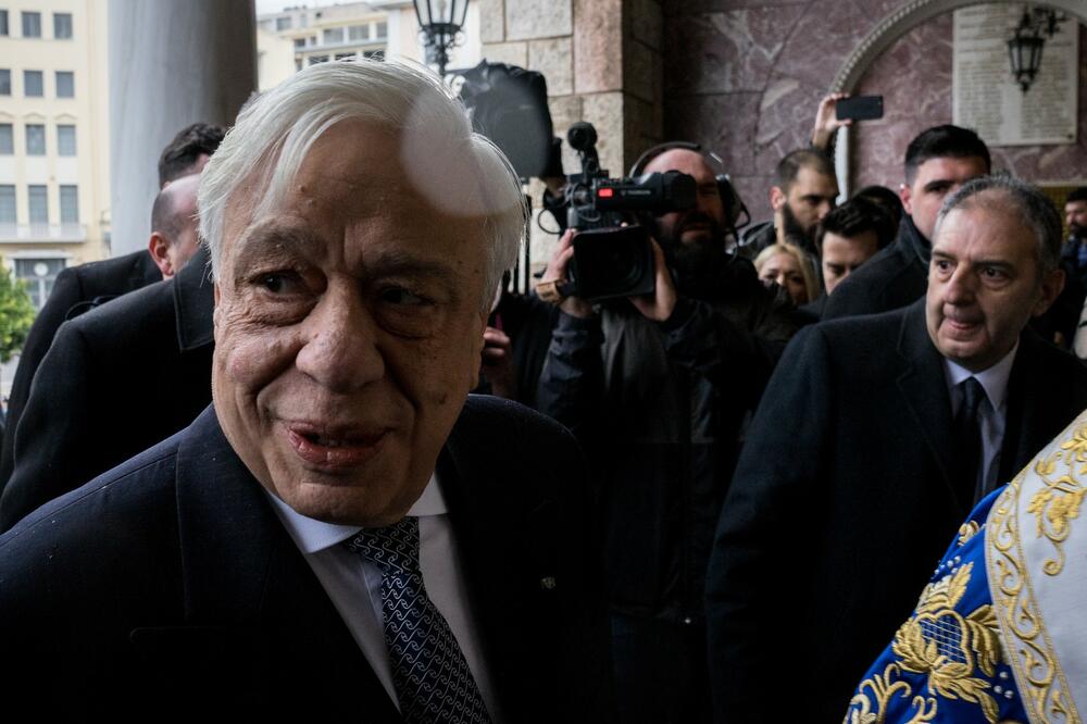 Bivši predsednik Grčke pozitivan na korona virus