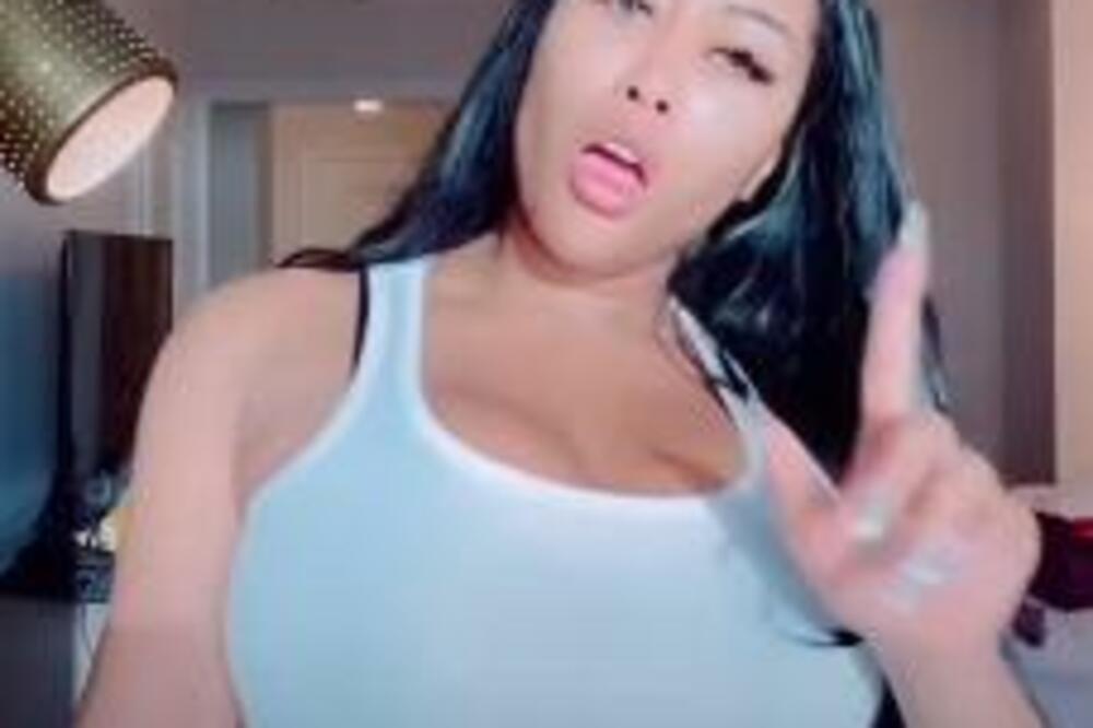 MORA DA BUDE DOBAR U KREVETU I DA IMAMO ORALNI ODNOS SVAKE NEDELJE: Manekenka bez dlake na jeziku, ALI TO NIJE SVE