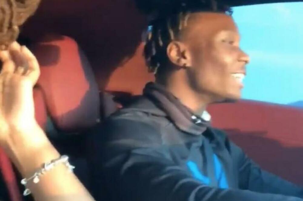 NEČUVENO! Isplivao snimak NFL igrača koji je ubio TINU, juri autom dok njegova devojka viče "USPORI!"