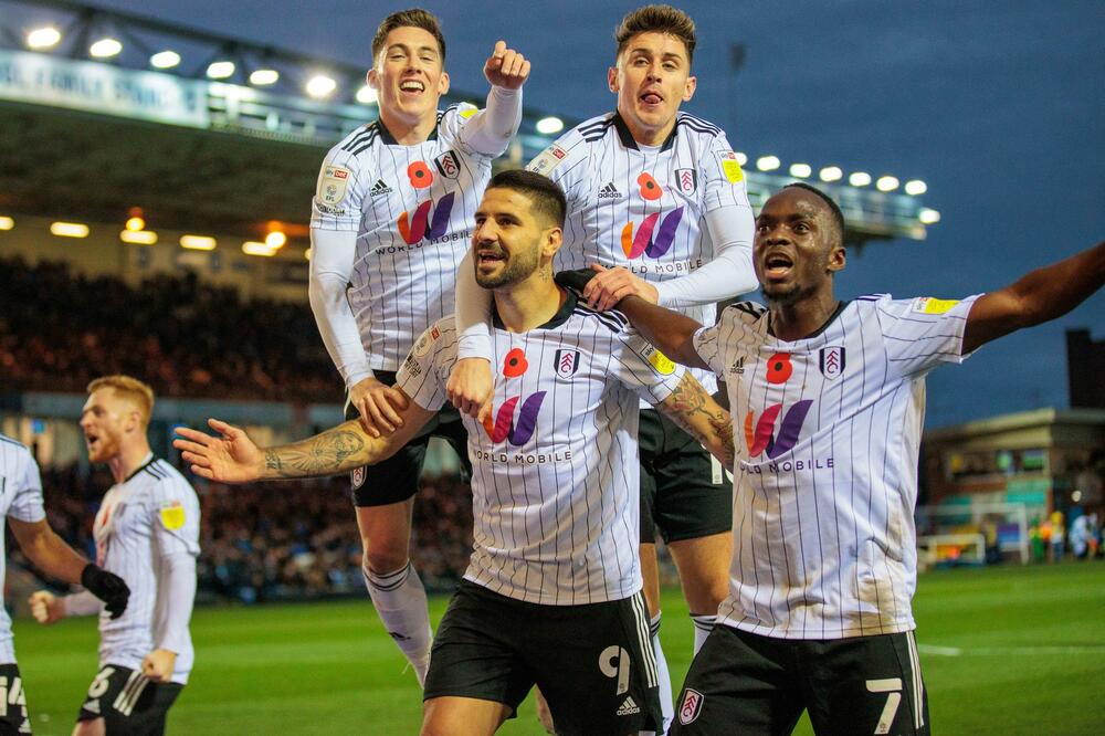 MITROVIĆ U FANTASTIČNOJ FORMI PRED LISABON: Dao 10. gol na 6 utakmica, vodi Fulam nazad u Premijer ligu! (VIDEO)