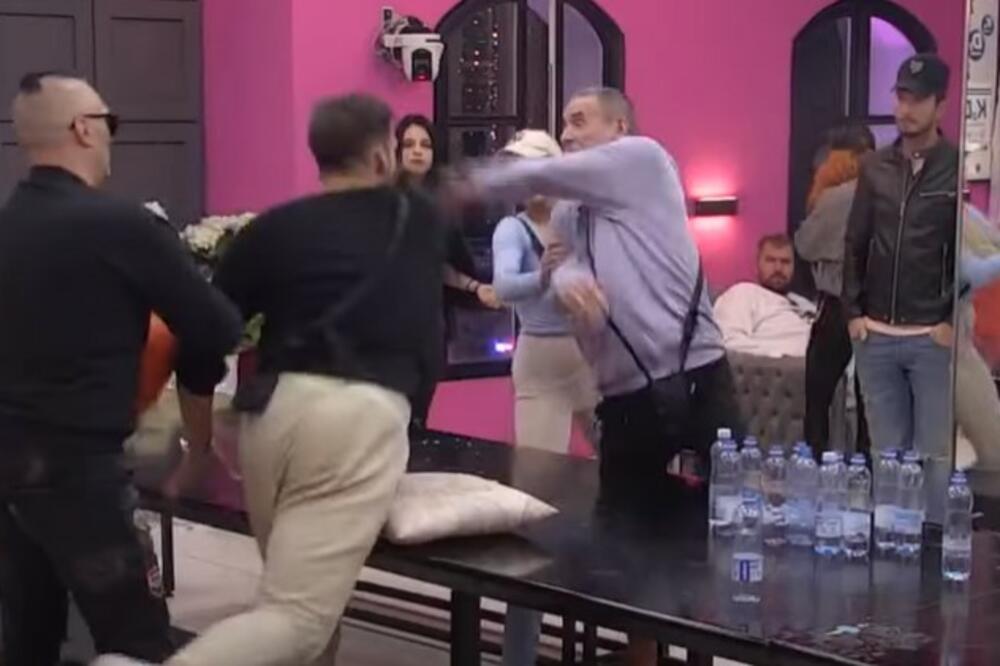 PRVA TUČA U ZADRUZI: Marko NASRNUO na Miću, odmah mu poplavela ruka! (VIDEO)