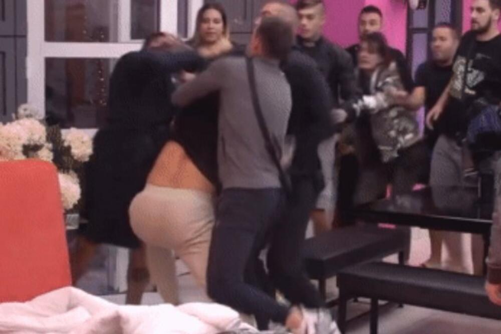 POTUKLI SE MARKO OSMAKČIĆ I STEFAN KARIĆ: Ni obezbeđenje nije moglo da spreči DIVLJANJE i UDARCE! (VIDEO)