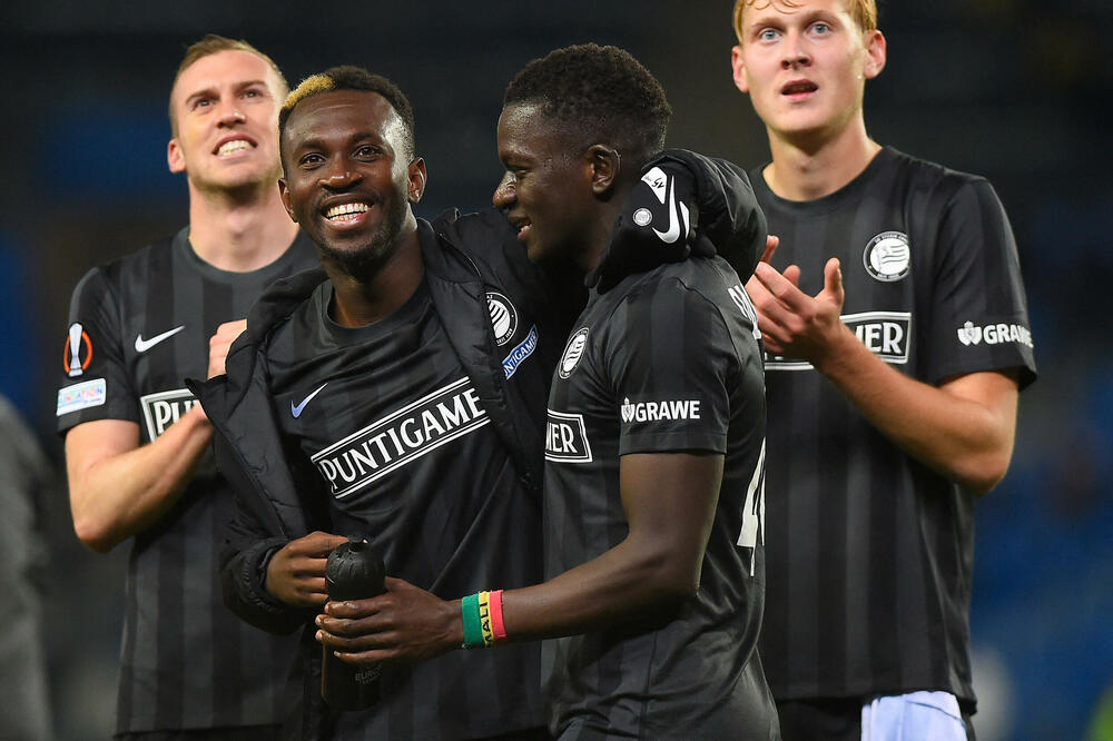 AUSTRIJSKI TIM MUČI MUKU SA OPAKIM VIRUSOM: Više igrača i članova stručnog štaba pozitivno testirano (FOTO)