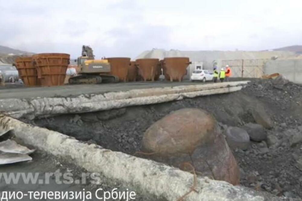 KRADU BAKAR, KABLOVE, GUME I PUCAJU NA OBEZBEĐENJE! Lopovi se nameračili na BORSKI RUDNIK