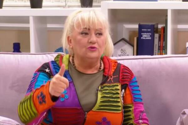 PROVALILA IH NA KECA! VESNA RIVAS RAZOTKRILA ZADRUGARE: "Ima jedan par u kom je jedno od njih gej, sve glume"!