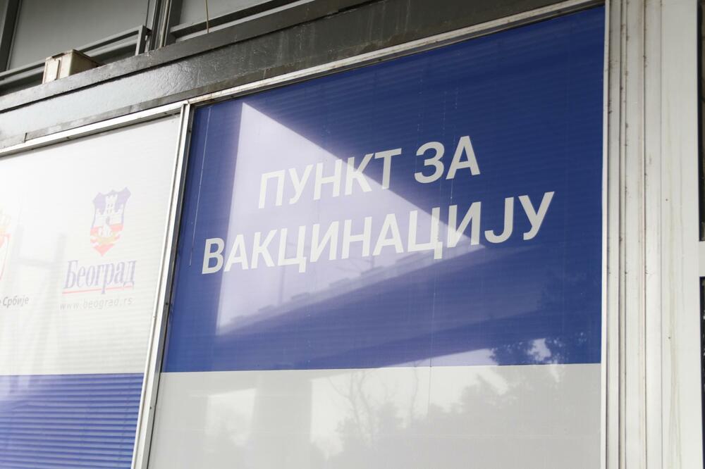 Vesić: Skoro trećina Beograđana vakcinisana trećom dozom