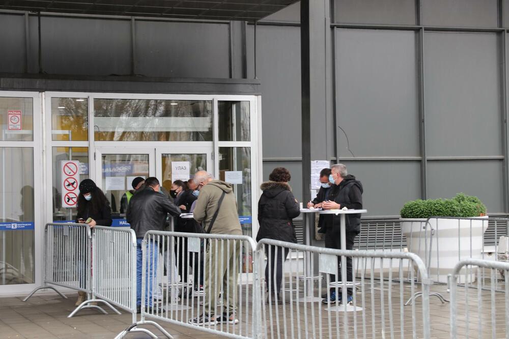 OVO SE NIJE DESILO OD 20. JULA: Jedan znak ukazuje na to da ovaj talas kovida popušta