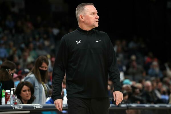 MEJK MELOUN IZNEO JEDAN NEVEROVATAN PODATAK POSLE UTAKMICE: Niko nije mogao da poveruje u reči trenera Denvera!