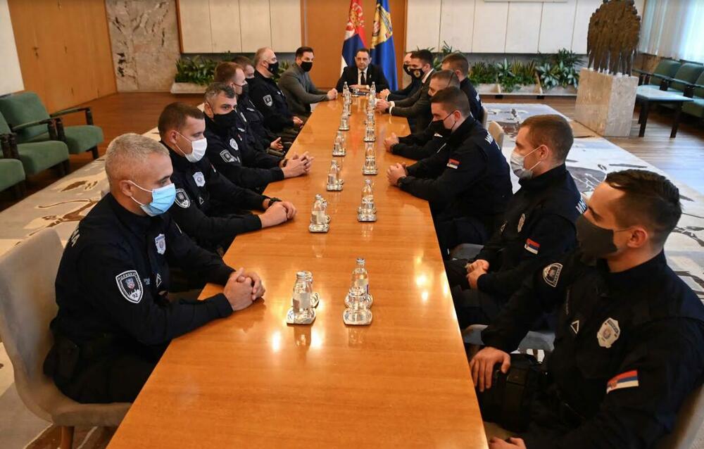 Policija, Aleksandar Vulin