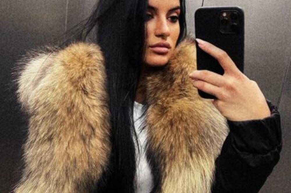 BARBARA JE PRE SLAVE VODILA POTPUNO DRUGAČIJI ŽIVOT: O mikrofonu nije pomišljala,svašta je radila pored oca TAJKUNA