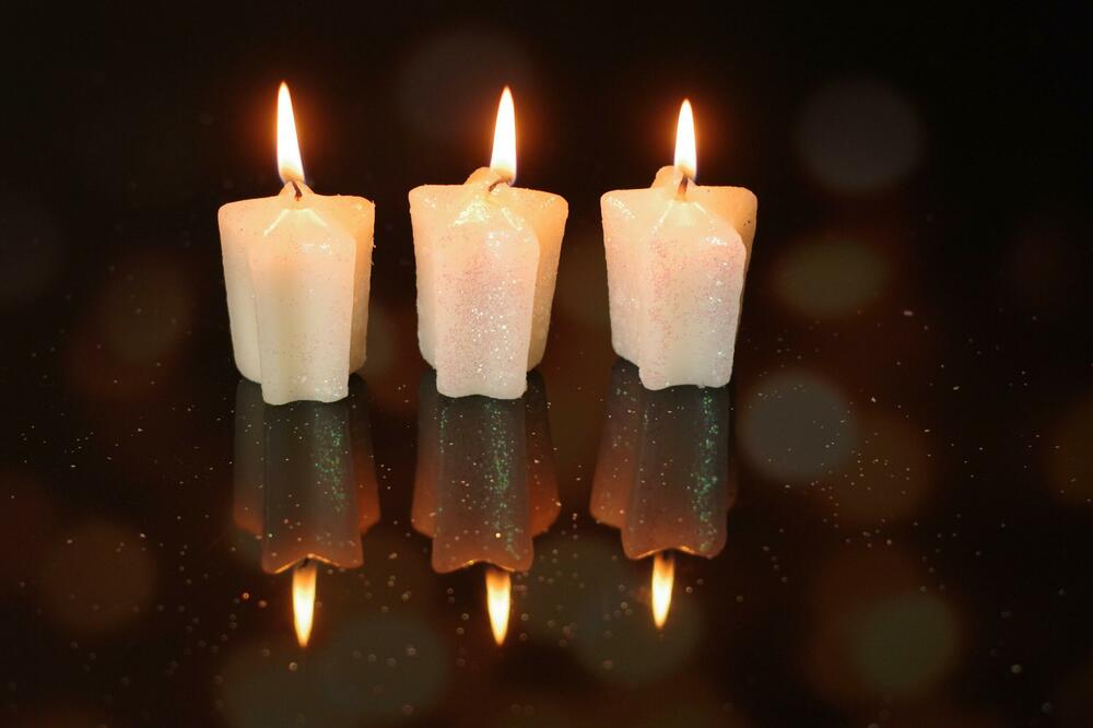 UZMITE SVEĆU I URADITE OVO U KUPATILU: Milioni se kunu u REZULTAT, skoro je nemoguće (VIDEO)