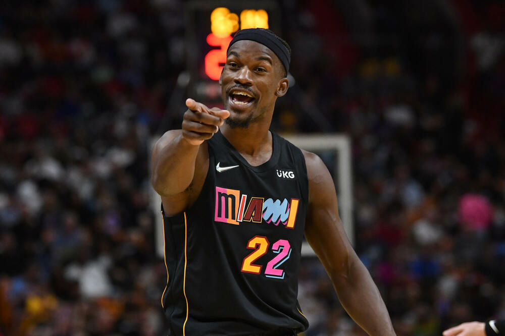 BATLER BAR NE MORA DA BRINE ZBOG BRAĆE JOKIĆ: Nije pretio Nikoli, već drugome sa klupe Denvera!