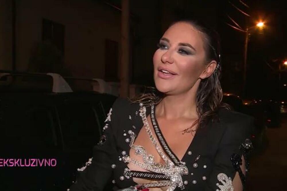 "JAO, UBODE ME": Ana Nikolić objavila PRIVATNI VIDEO!