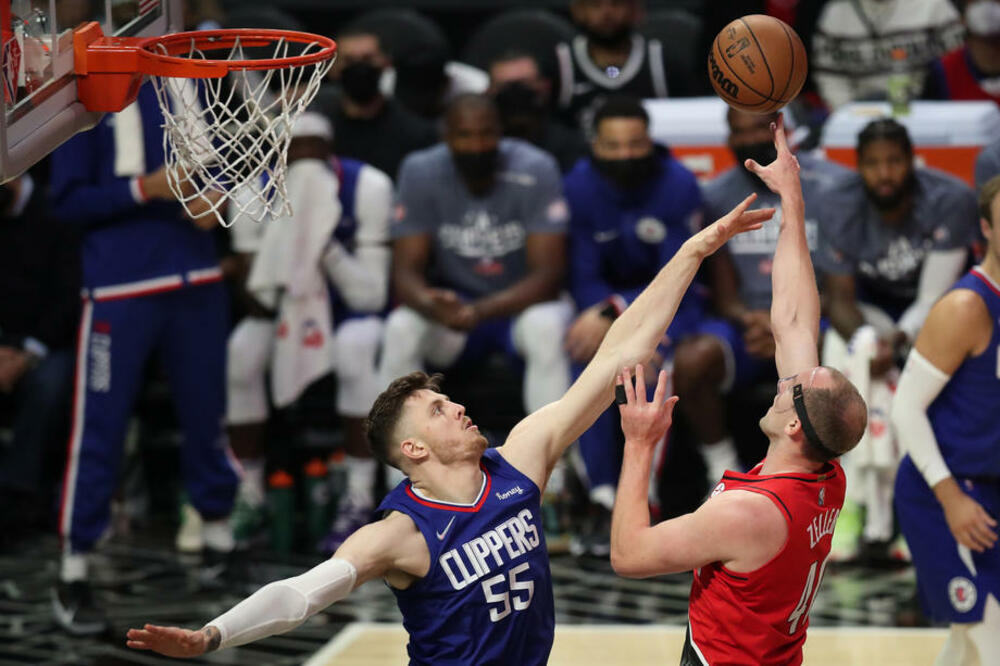 KLIPERSI BOLJI OD MAJAMIJA U NEIZVESNOJ ZAVRŠNICI: Košarkaši iz Los Anđelesa, dobili utakmicu zahvaljujući odbrani!