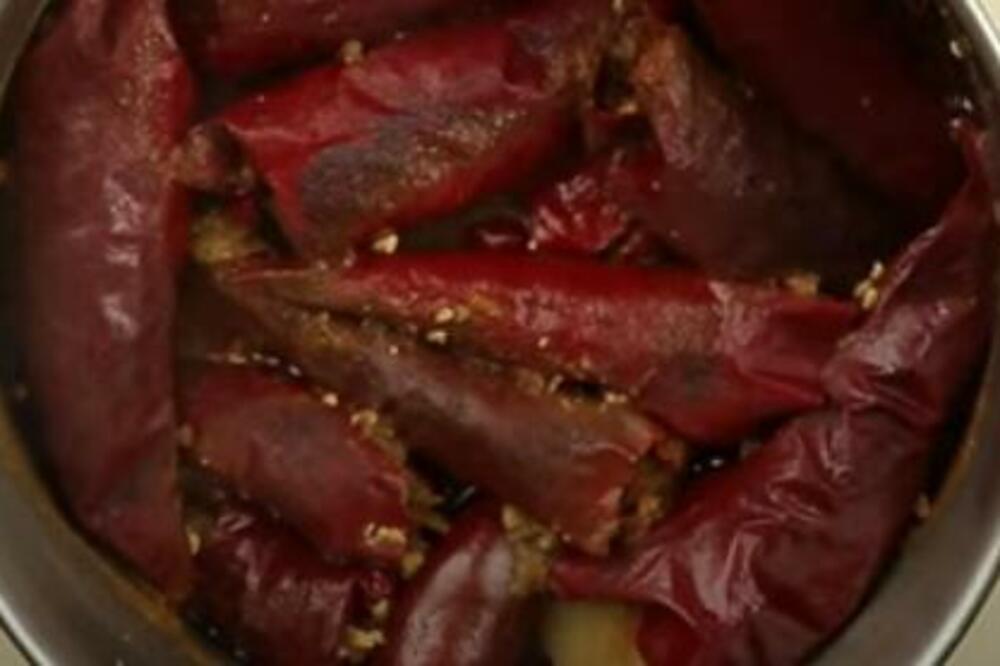 NEODOLJIVE POSNE PUNJENE PAPRIKE: Jednostavno i brzo za CELU PORODICU (RECEPT)