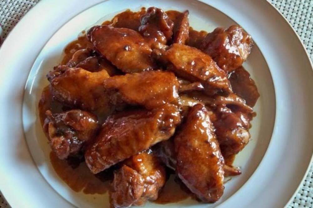 PROSULA KOKA KOLU NA PILETINU: Nećete VEROVATI kakav PRIZOR je zatekla (VIDEO)