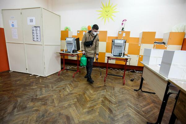 VAŽAN DAN! U Bugarskoj danas parlamentarni i predsednički izbori
