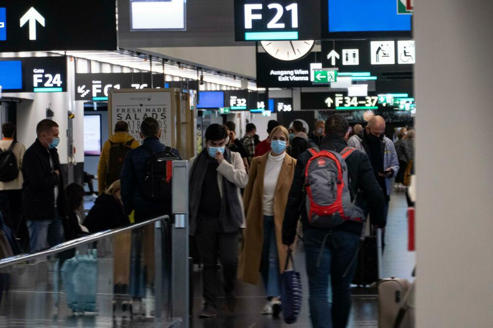 AUSTRIJA DONELA ODLUKU! Od ponedeljka LOKDAUN za sve građane, od februara OBAVEZNA VAKCINACIJA?