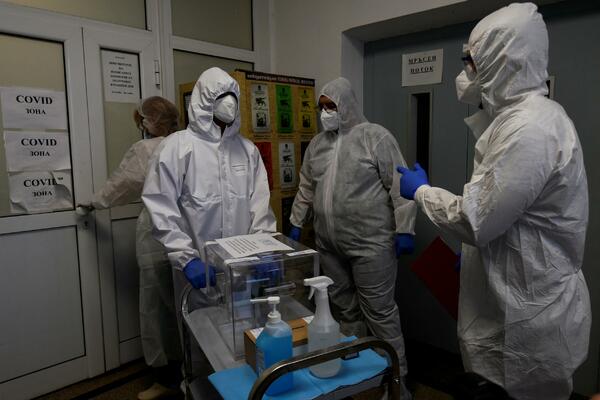 KOVID PODIVLJAO U AUSTRIJI: Broj pacijenata na intenzivnoj nezi se UDVOSTRUČIO!