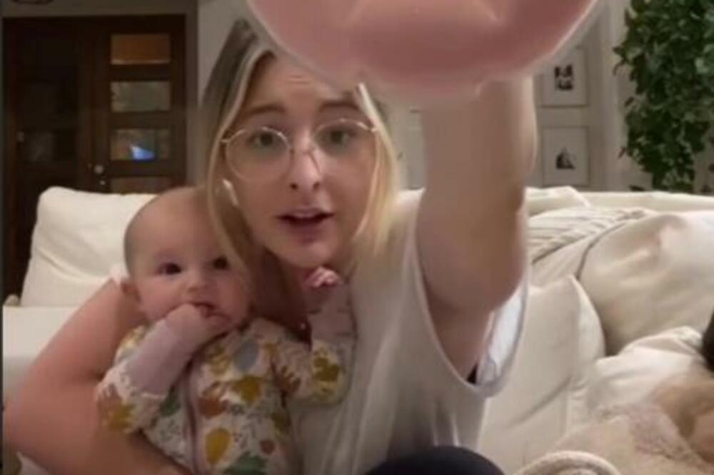 USPANIČILA SE KADA JE VIDELA DA JOJ JE MLEKO ROZE! Nećete verovati kada čujete zašto se to DESILO (FOTO)