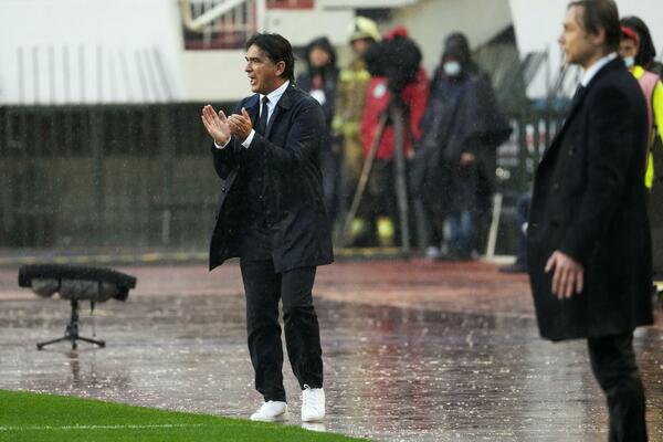 NIJE KRIO EMOCIJE POSLE VELIKE POBEDE: Selektor Hrvatske plakao nakon trijumfa protiv Rusije (FOTO)