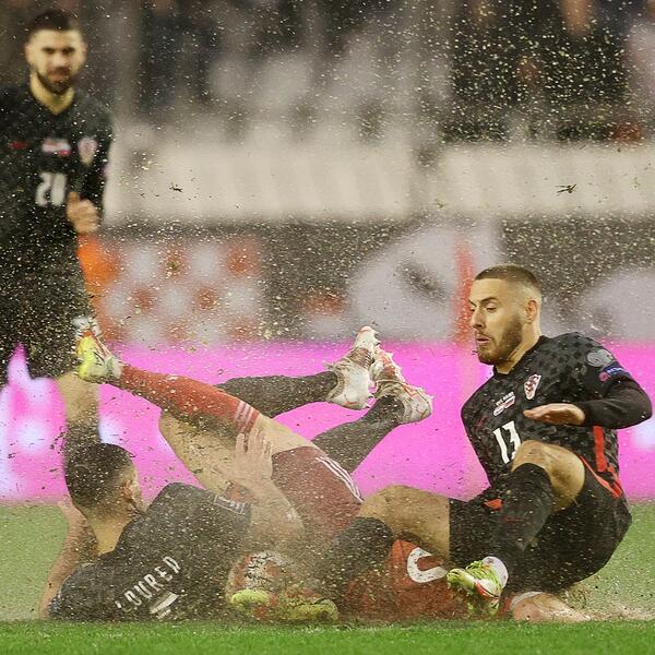 HRVATI SREĆNI ZBOG SLAVLJA NA 'UŽASNOM, TEŠKOM TERENU': Znali smo da ćemo dati gol ili da će ga oni SAMI ugurati!