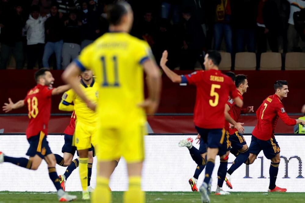 ŠPANCI OVERILI VIZU ZA KATAR: Ibrahimović će u baraž sa Ronaldom! Tzv. Kosovo uzelo bod, ali je poslednje u grupi!