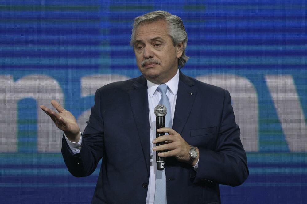 Koalicija levog centra izgubila većinu u oba doma argentinskog parlamenta