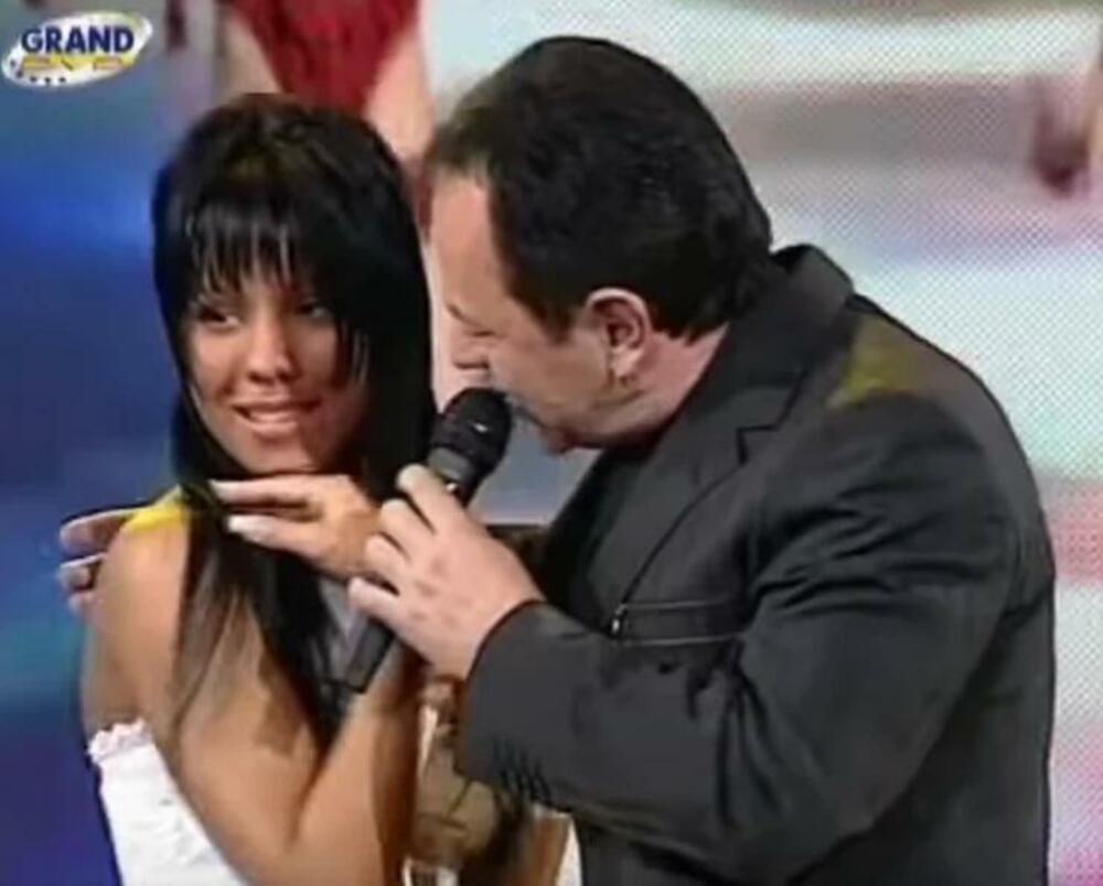 Sandra Afrika, Mile Kitić