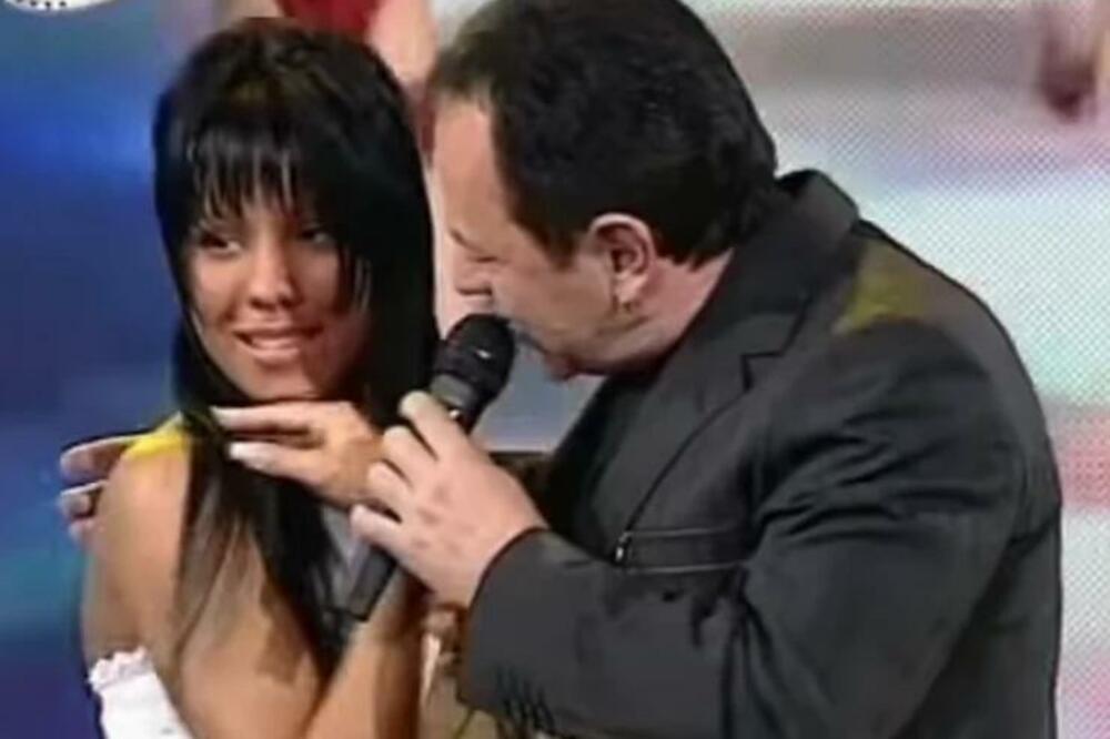 "Svi smo bili s njom": Naš folker imao intimne odnose za novac! Povezivali ga sa Afrikom, a sad razotkrio i nju