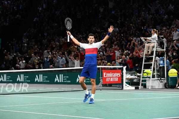 ĐOKOVIĆ NASTAVLJA DA UVEĆAVA REKORD: Lajović napredovao za jednu poziciju